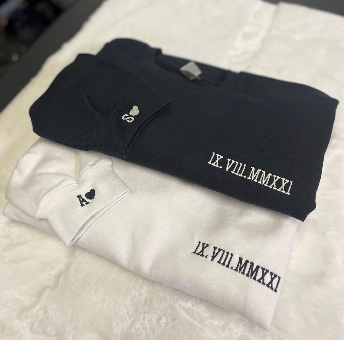 Felpa/T-shirt - Personalizzata con Data e iniziale